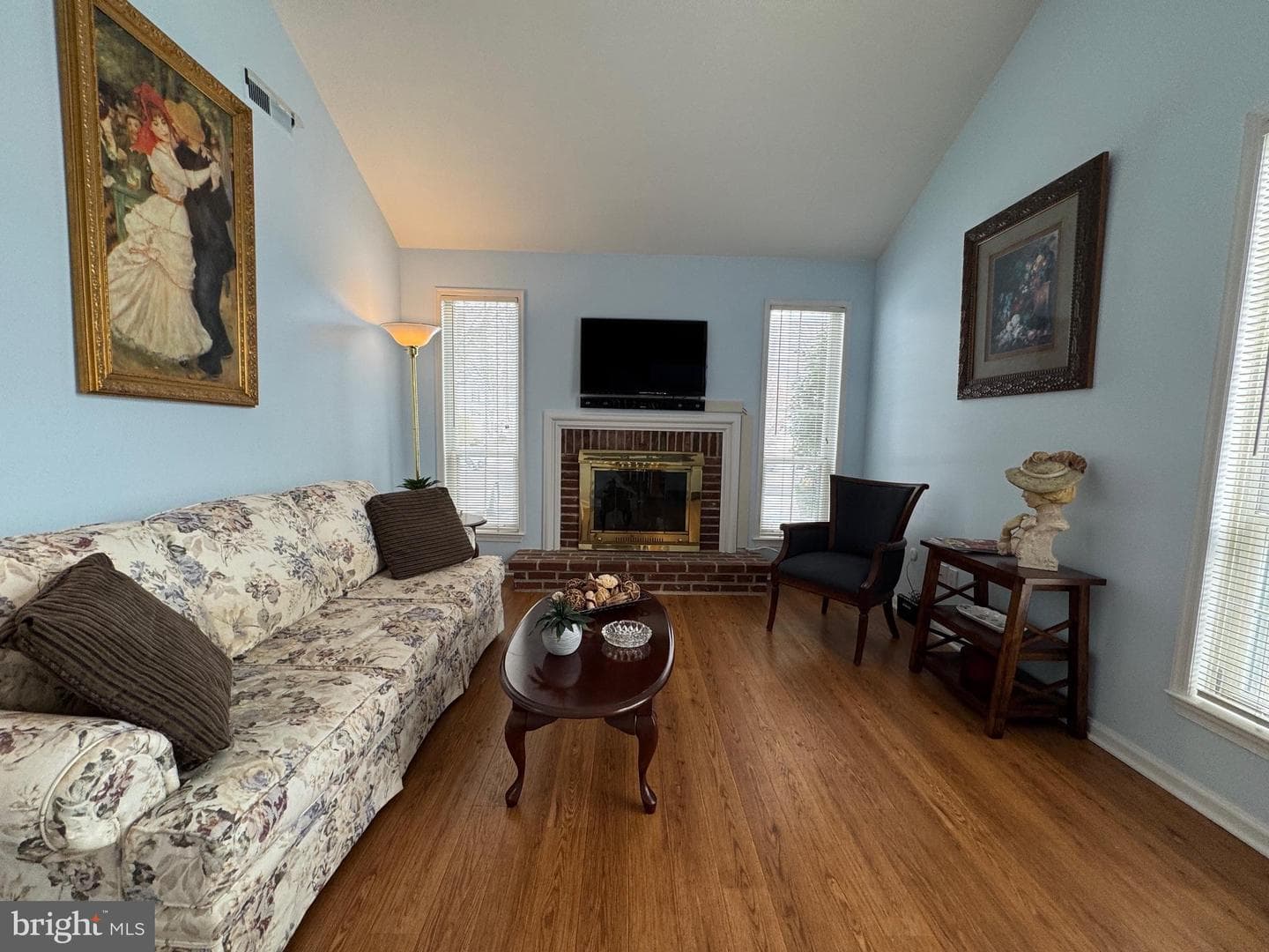177 Raintree Court photo 8
