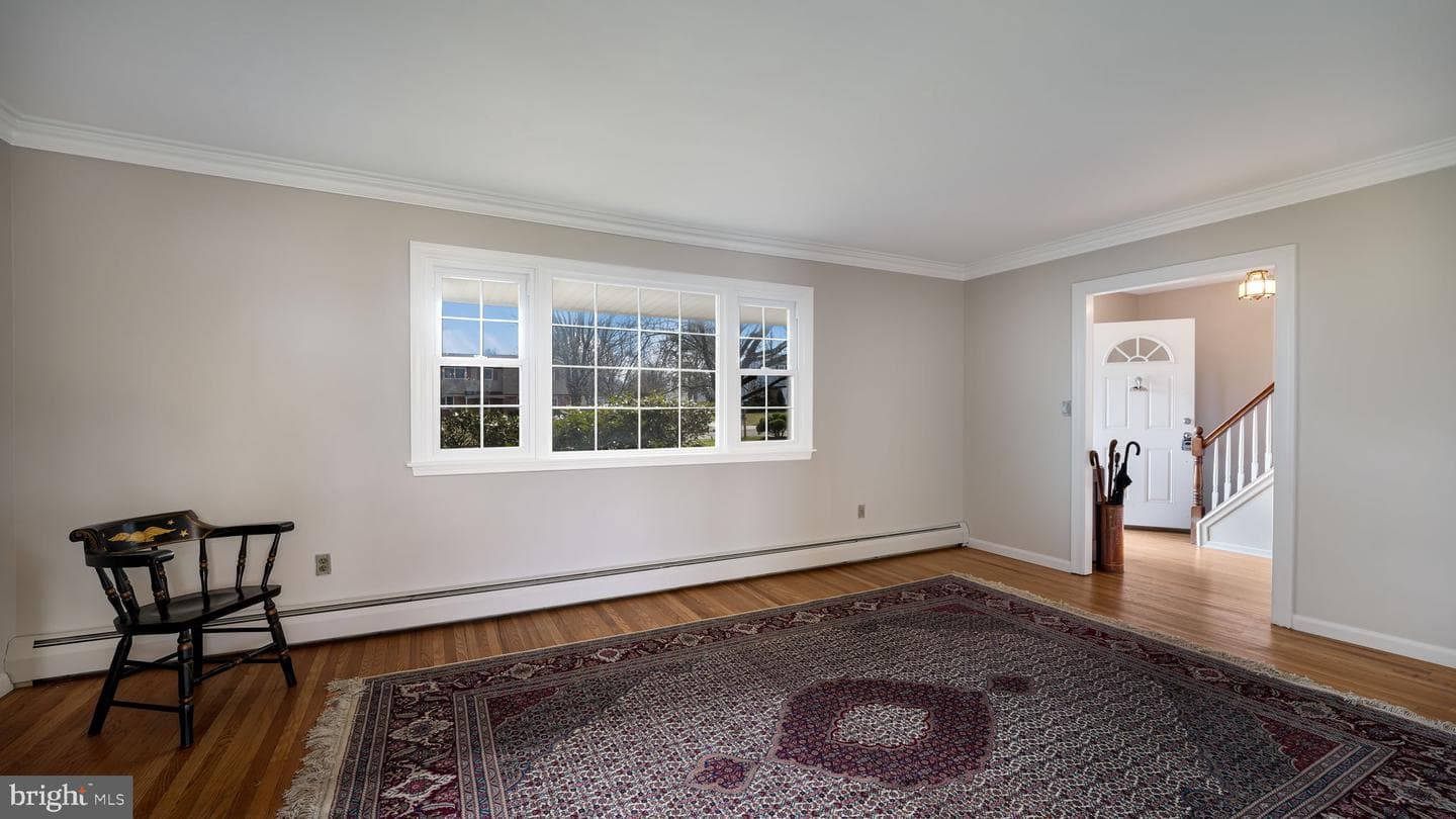 50 Hickory Lane photo 4