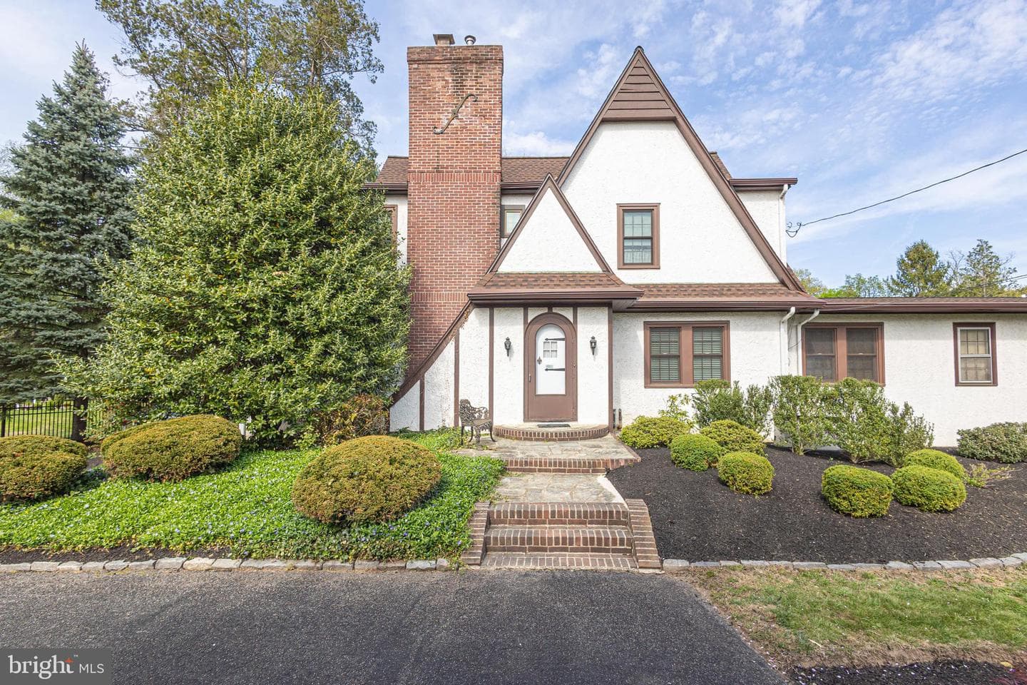 1802 Yardley Morrisville Road photo 3