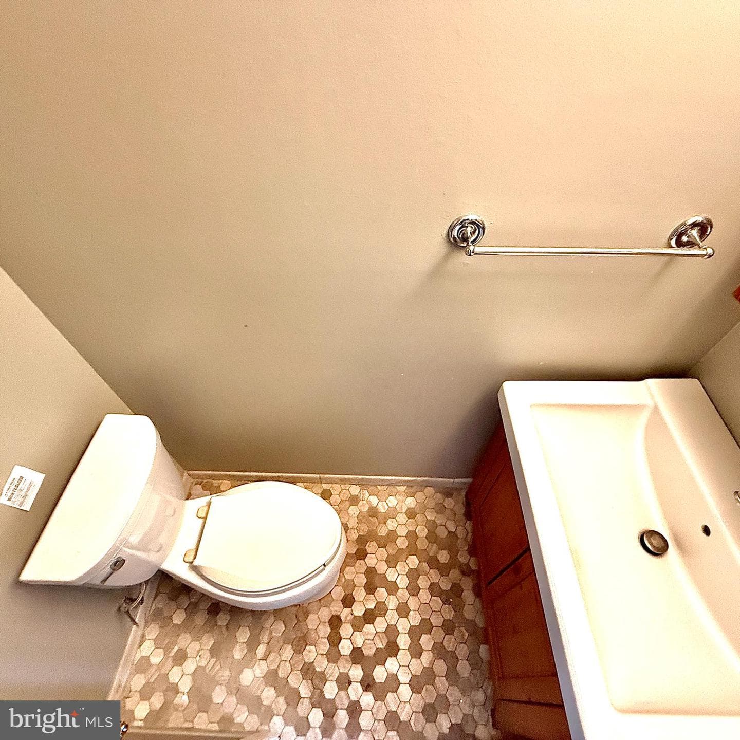 7 Berks Court photo 9