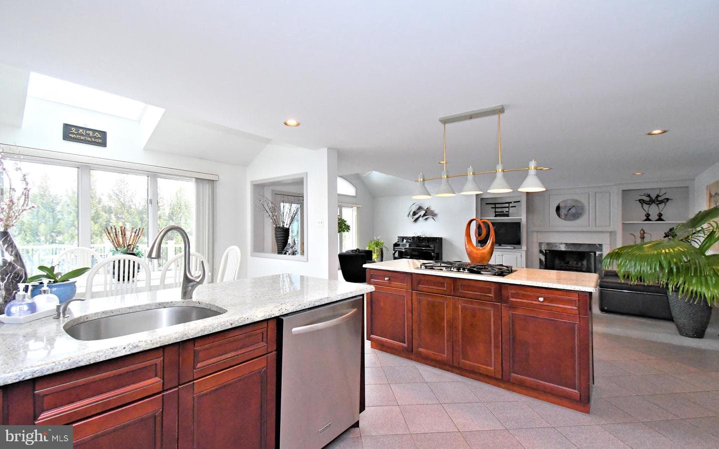 83 Rocking Horse Way photo 15