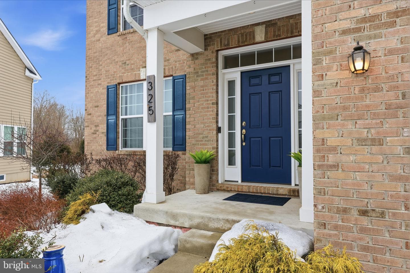 325 Mystic View Circle photo 3