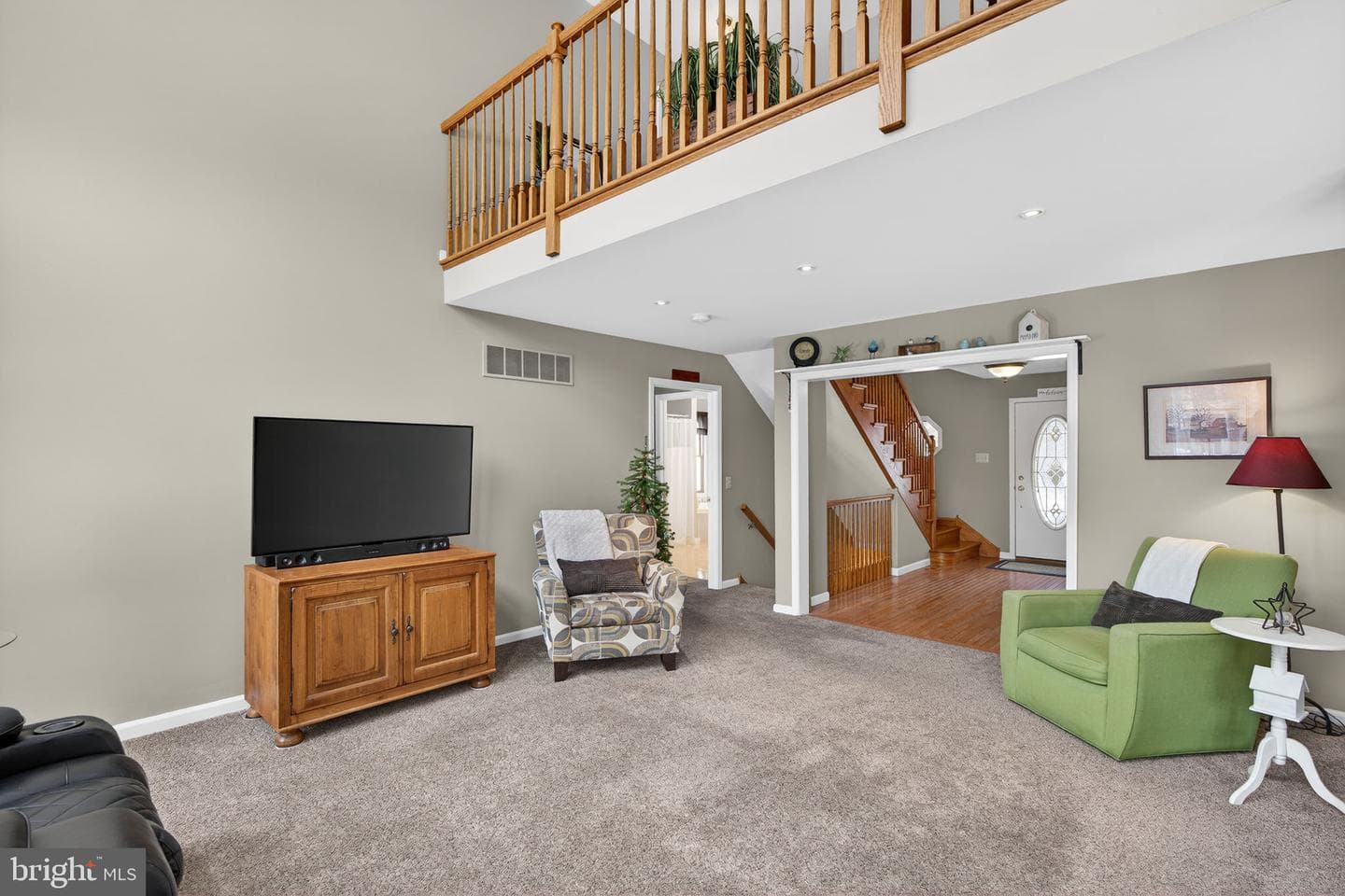 712 Broad Street photo 18