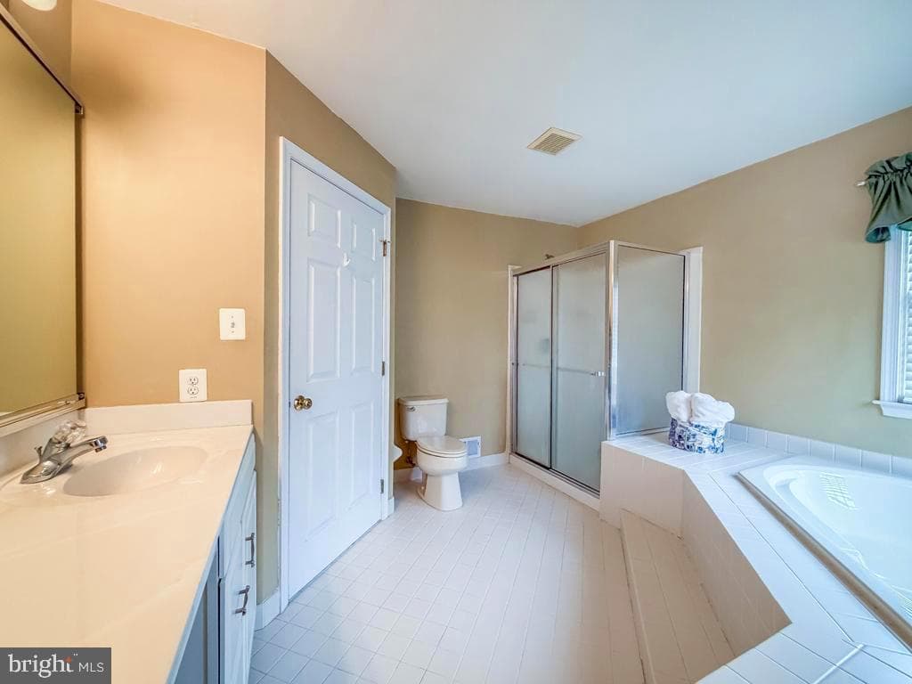 1198 Colts Lane photo 30