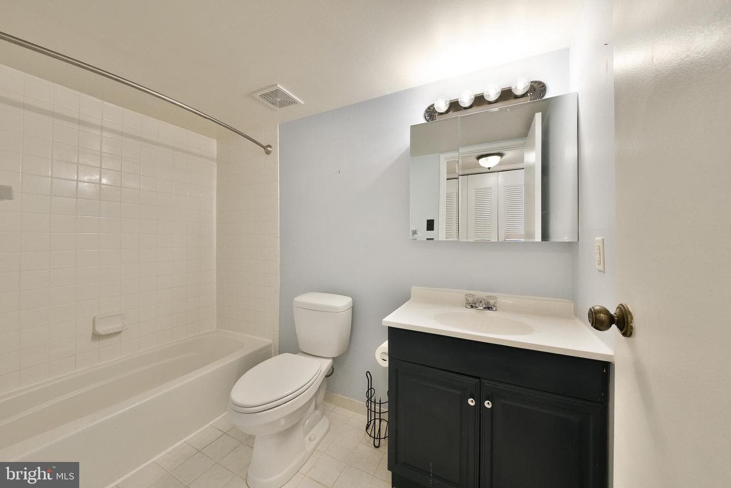 204 Hampton Crossing photo 15