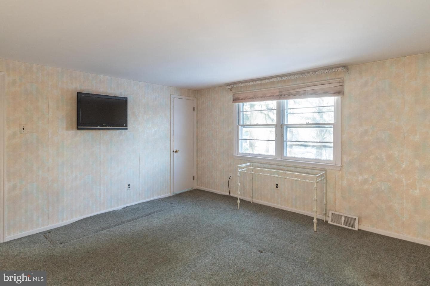 709 Autumn Drive photo 21