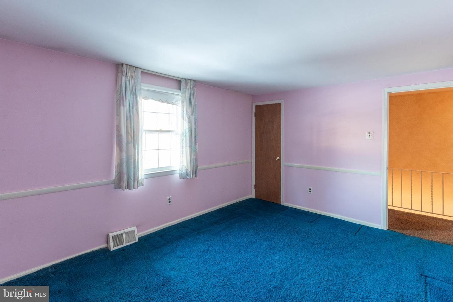 709 Autumn Drive photo 30