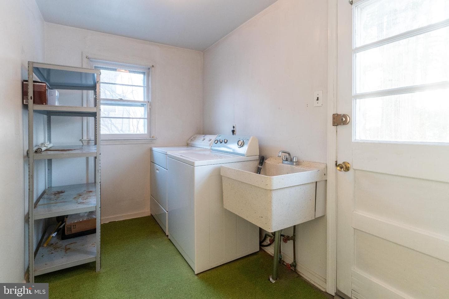709 Autumn Drive photo 41