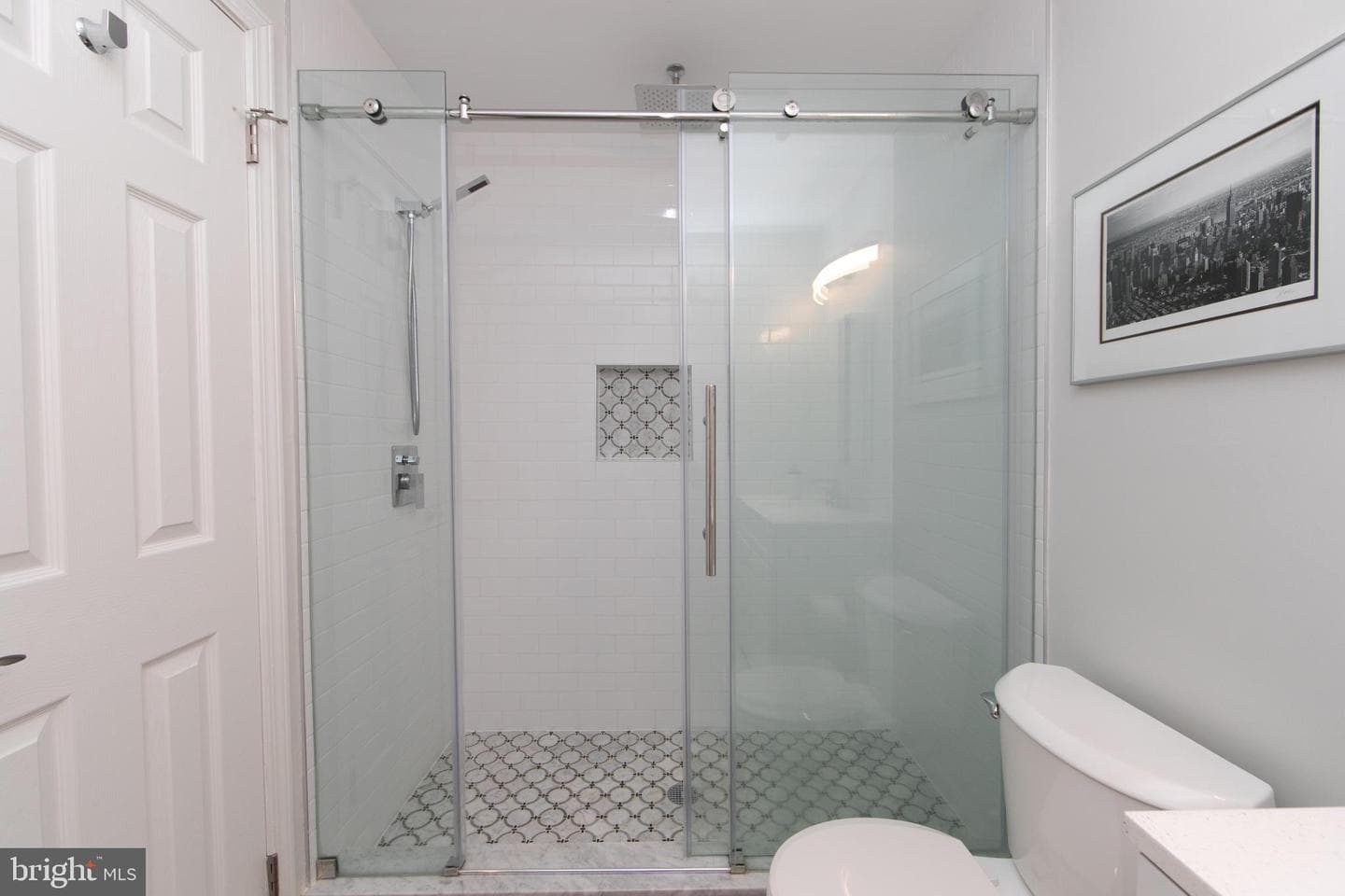 1405 Society Place photo 19