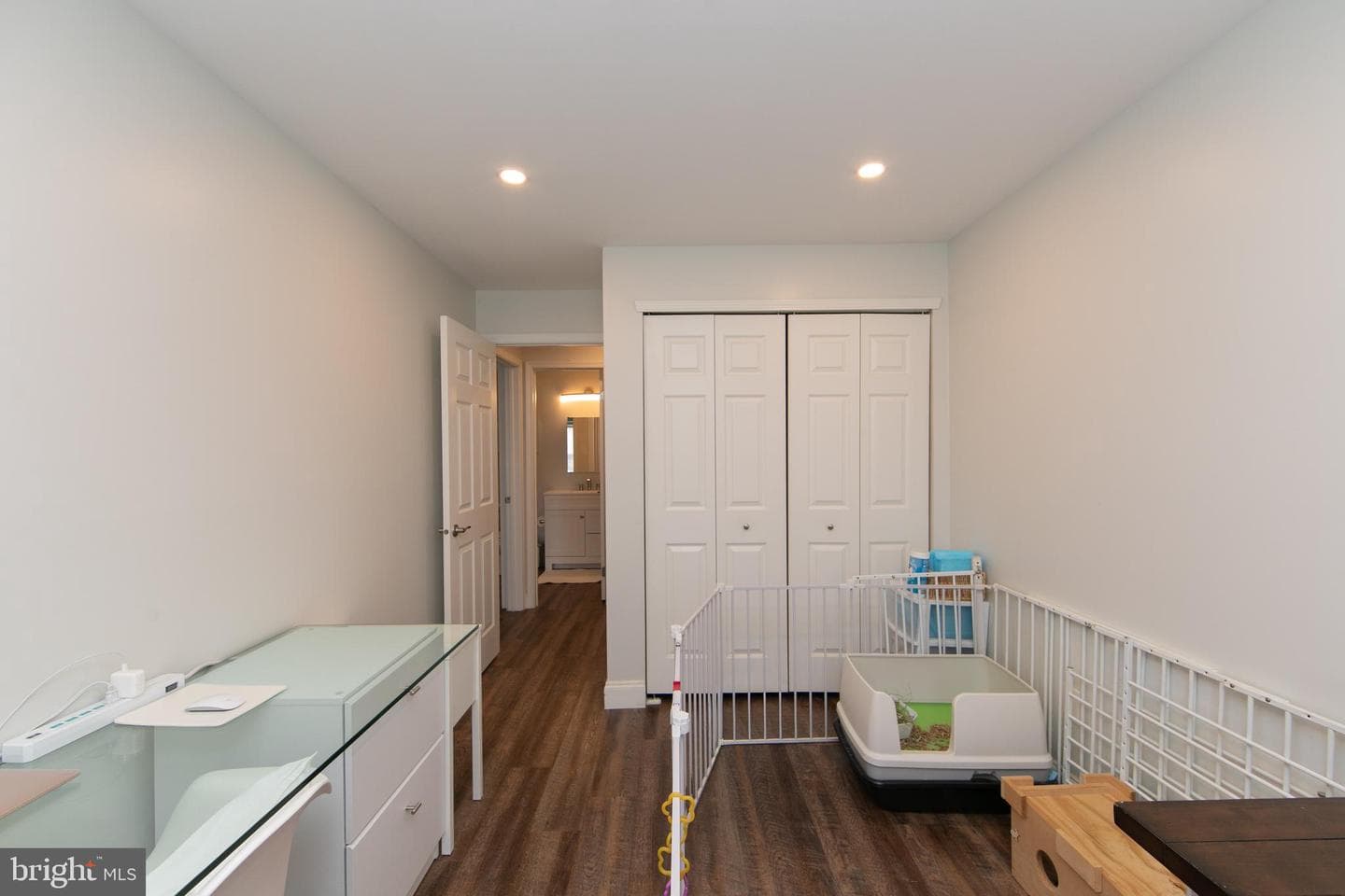1405 Society Place photo 22