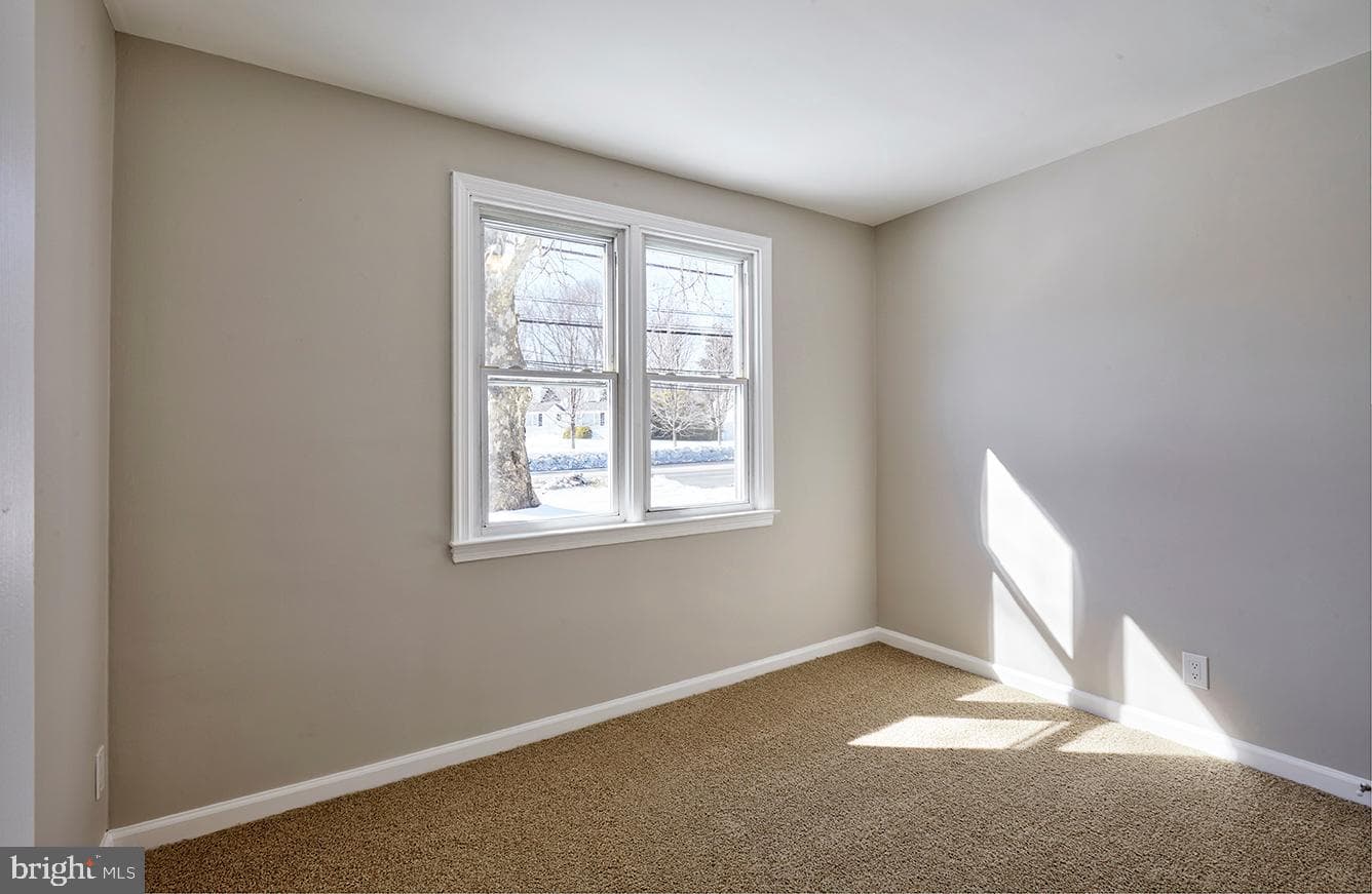 1171 W County Line Road photo 16