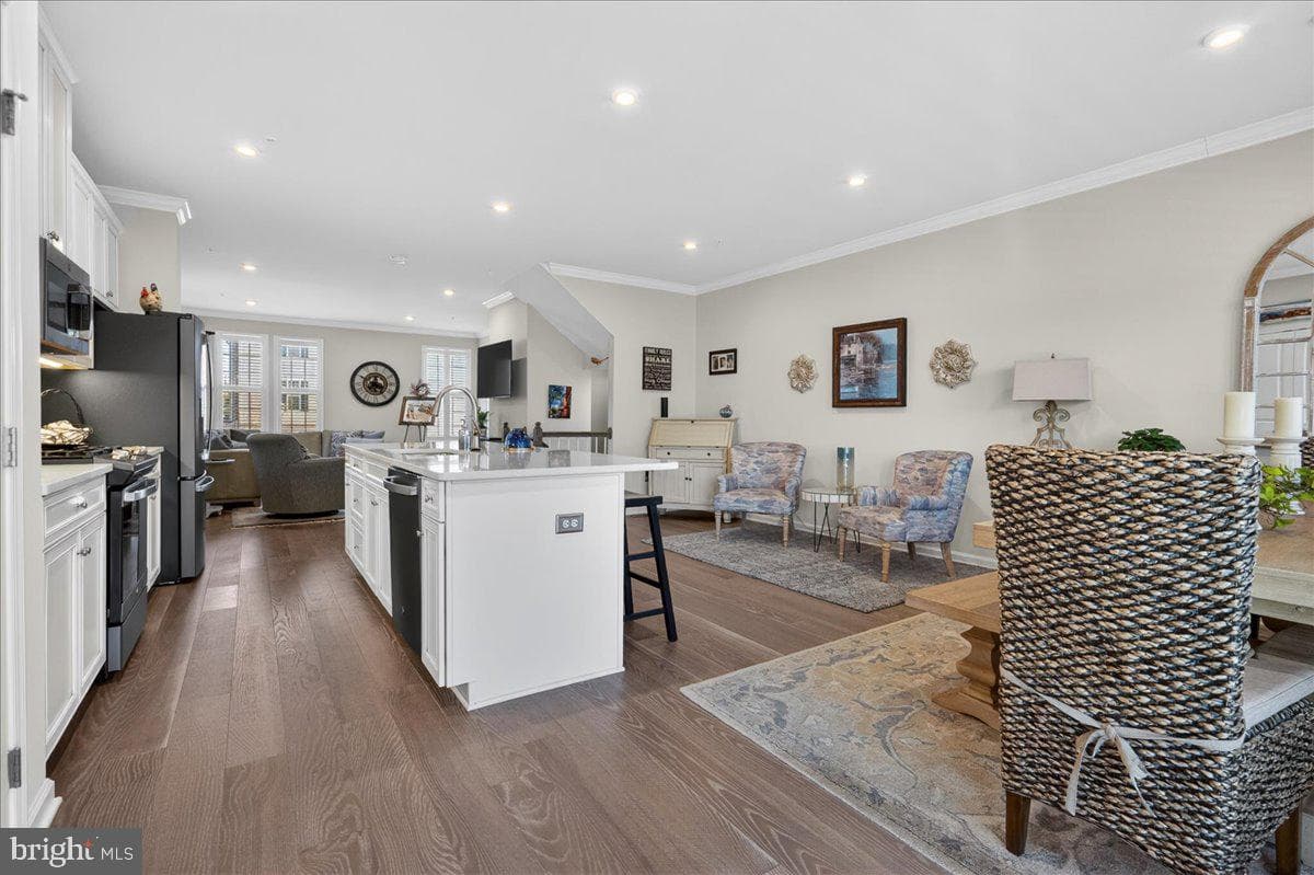 172 Station Drive photo 15