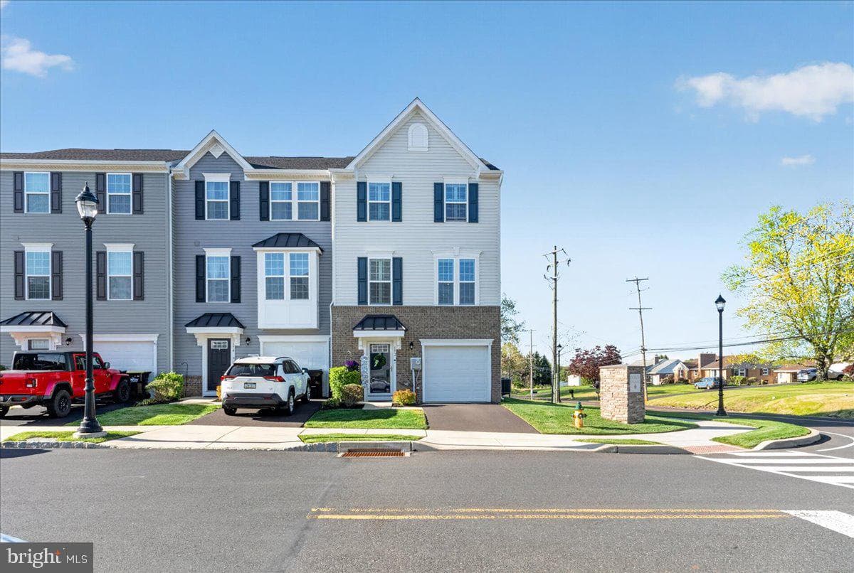 172 Station Drive photo 50