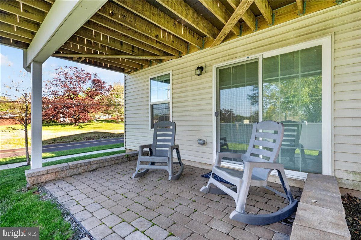 172 Station Drive photo 54