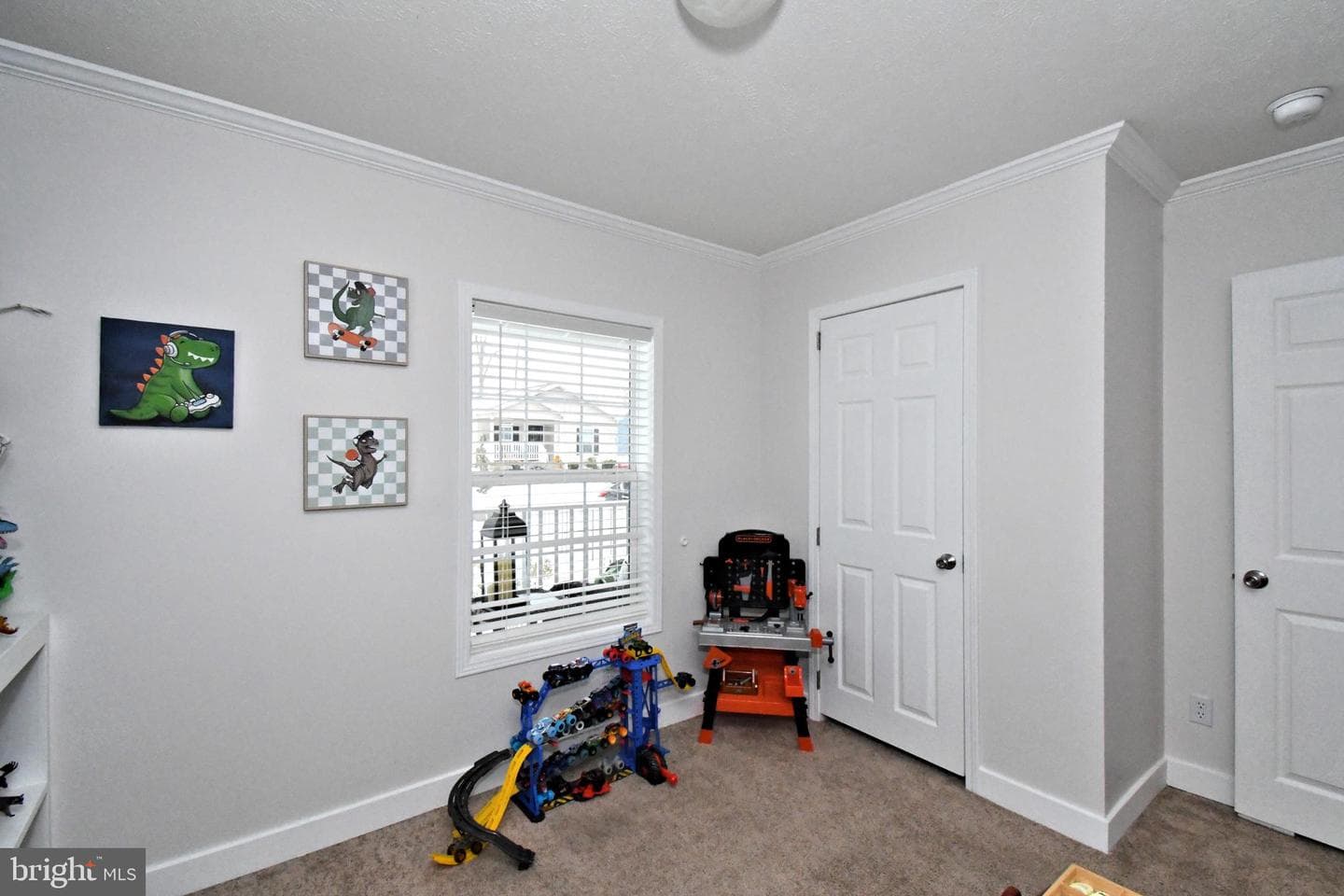 233 Hemlock Drive photo 35
