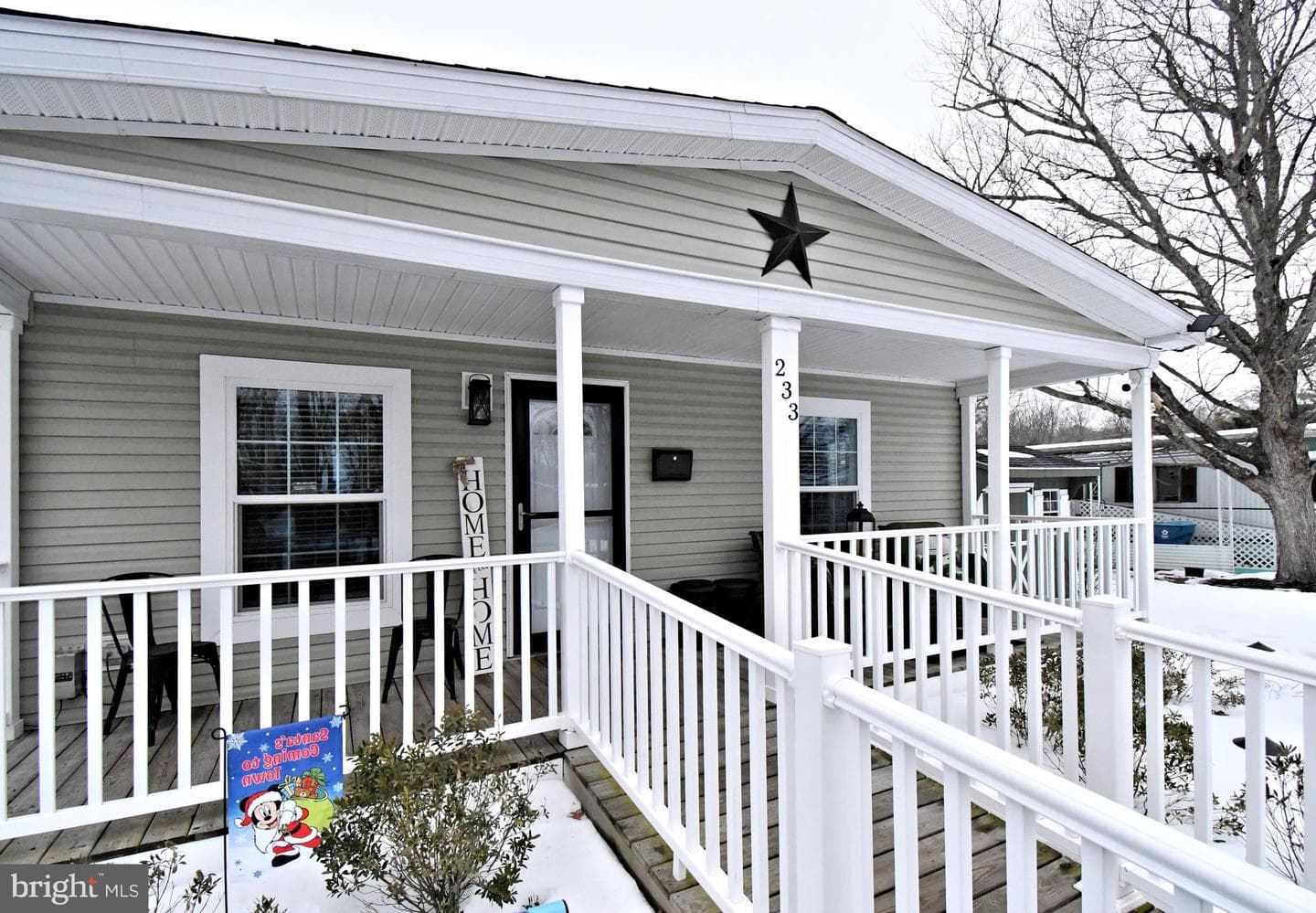 233 Hemlock Drive photo 4