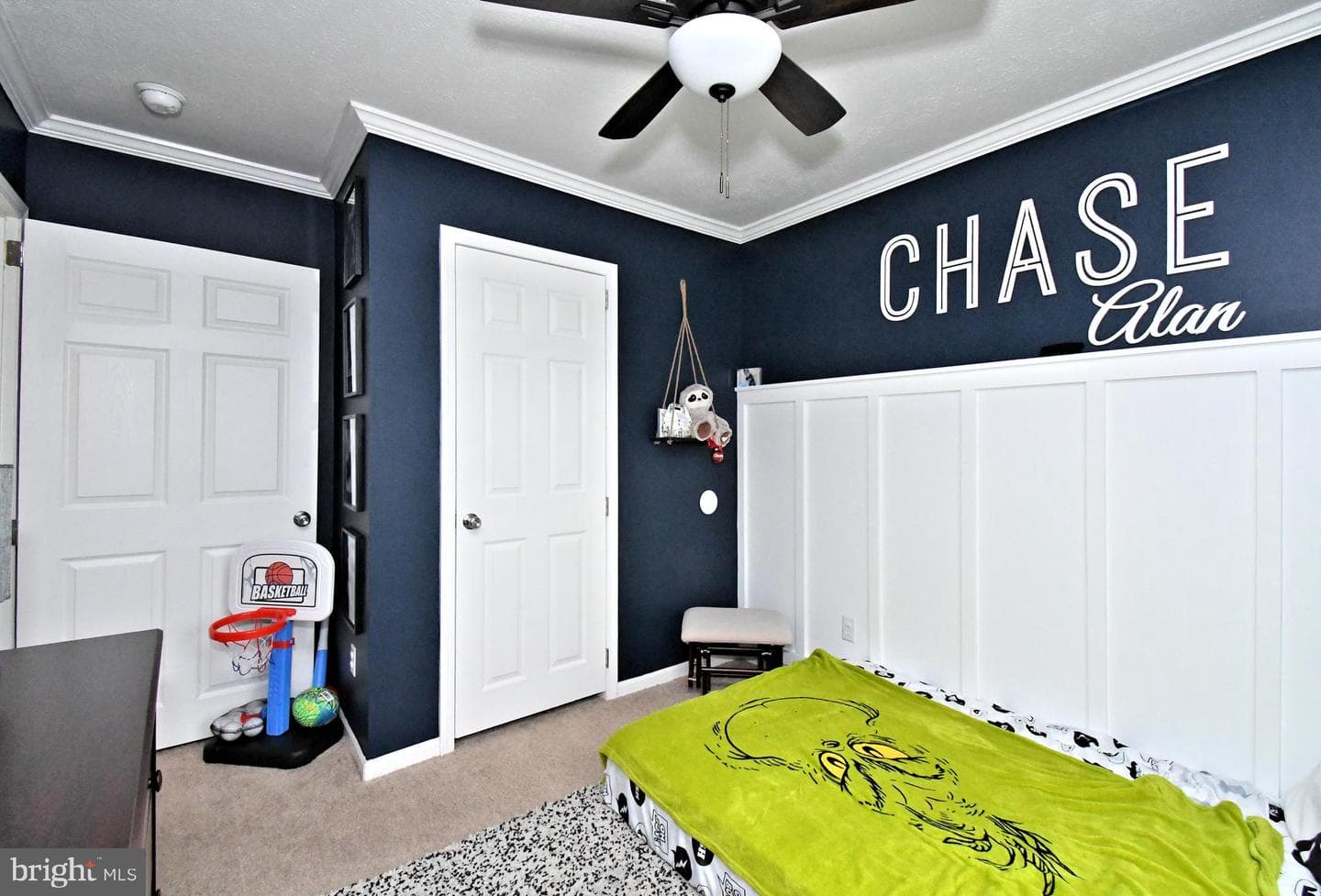 233 Hemlock Drive photo 40