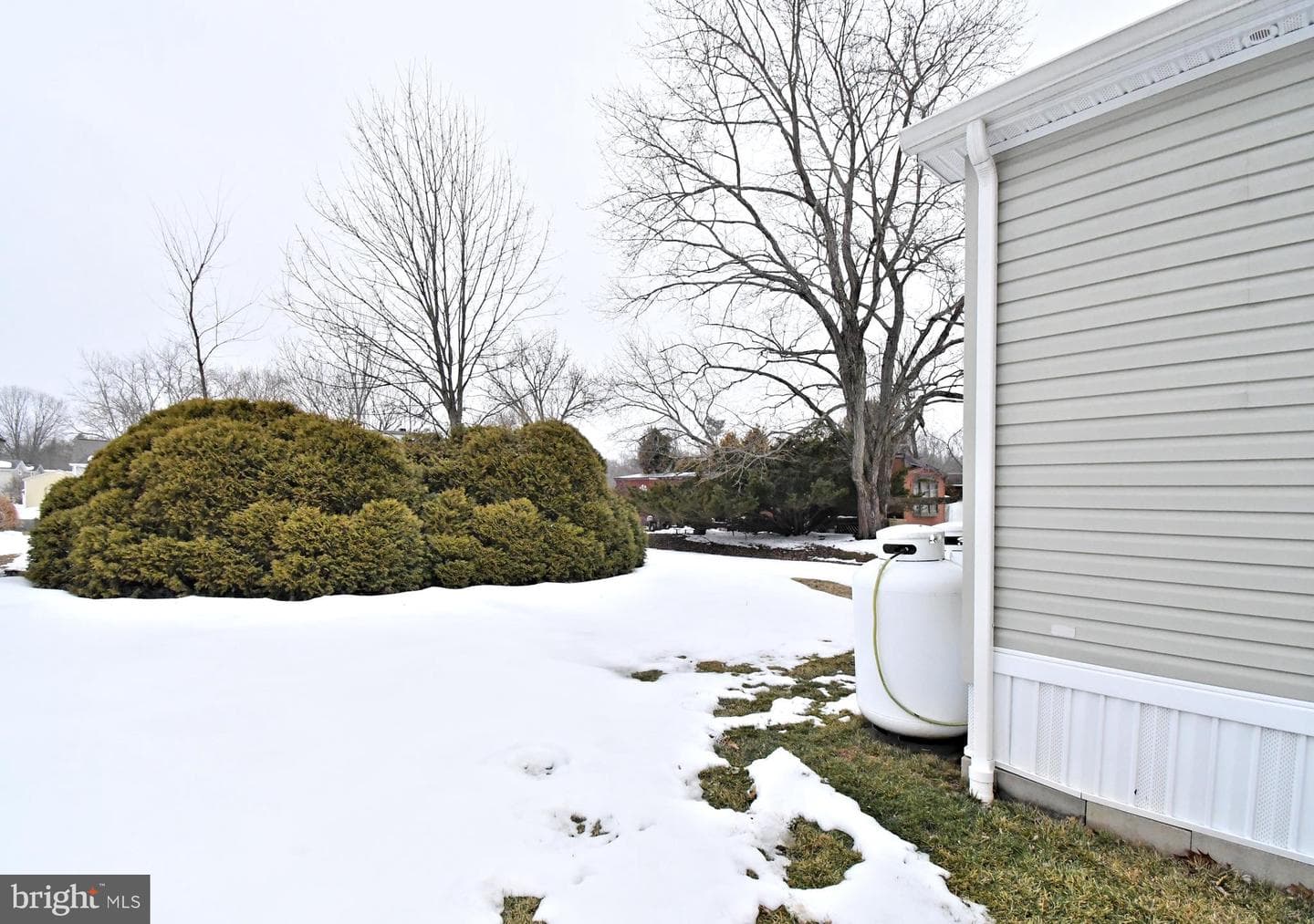 233 Hemlock Drive photo 52