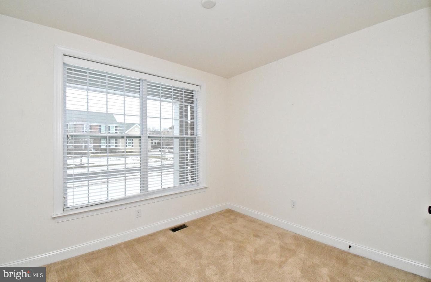 2804 Hoffs Way photo 19