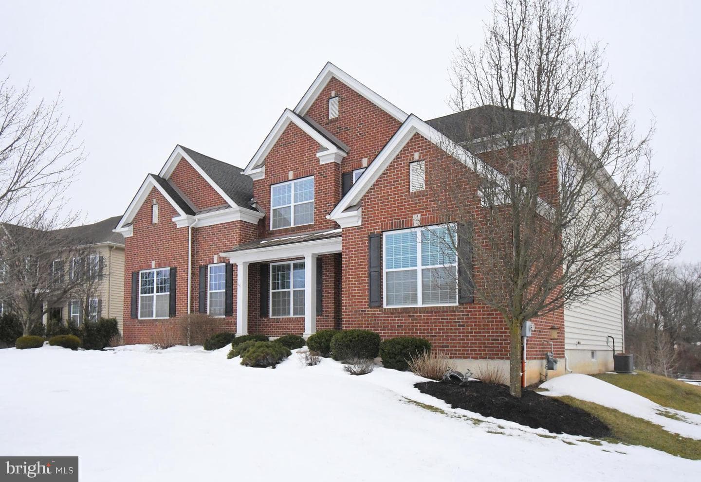 2804 Hoffs Way photo 2