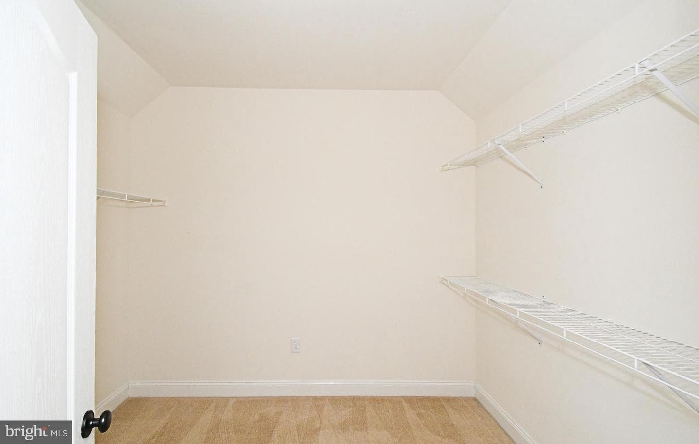 2804 Hoffs Way photo 34