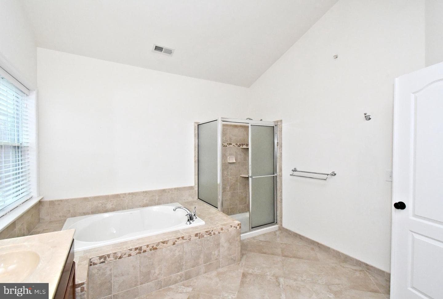 2804 Hoffs Way photo 35