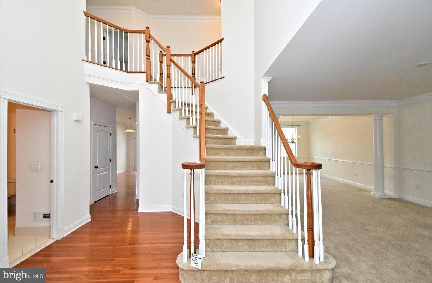2804 Hoffs Way photo 4