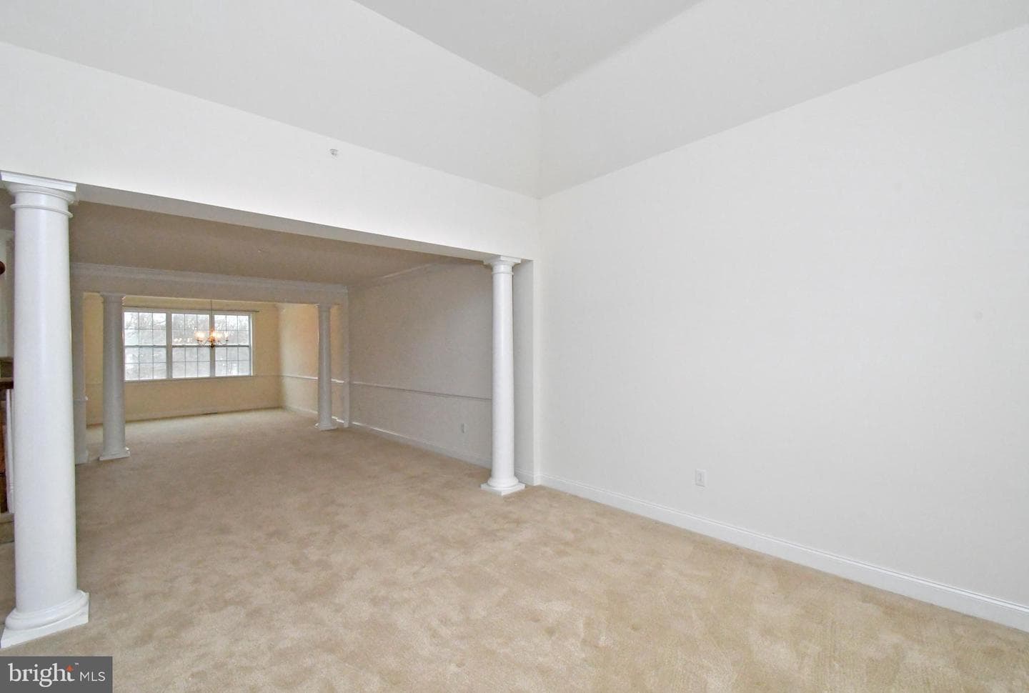 2804 Hoffs Way photo 5