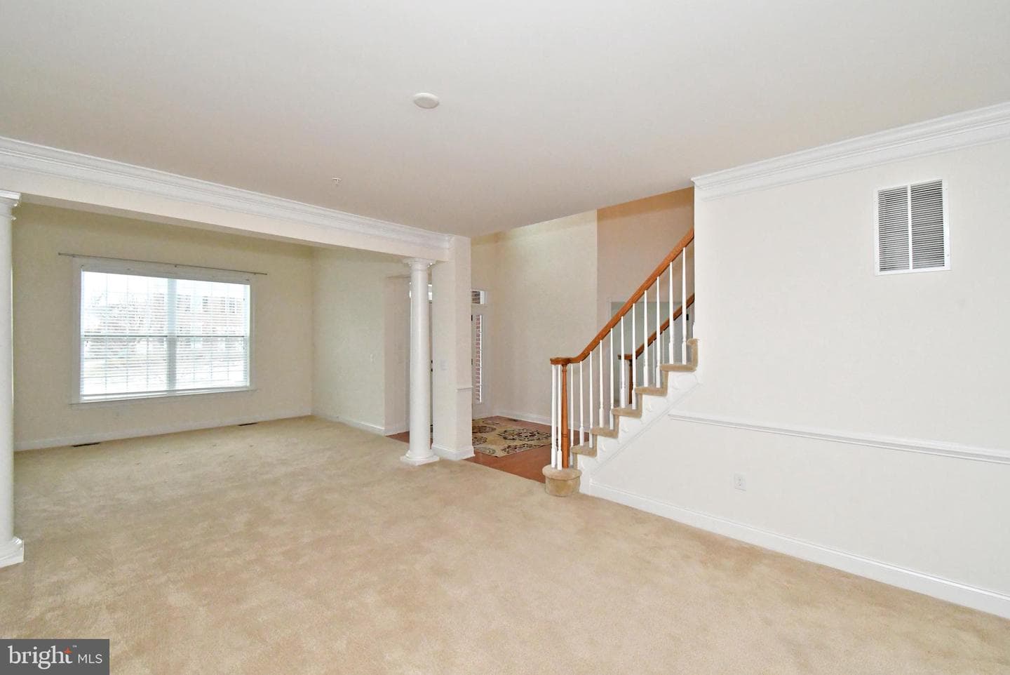 2804 Hoffs Way photo 8