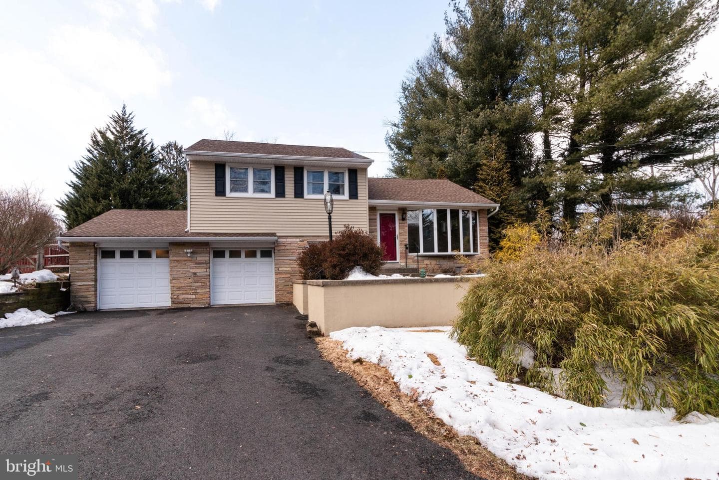 106 S Shady Retreat Road