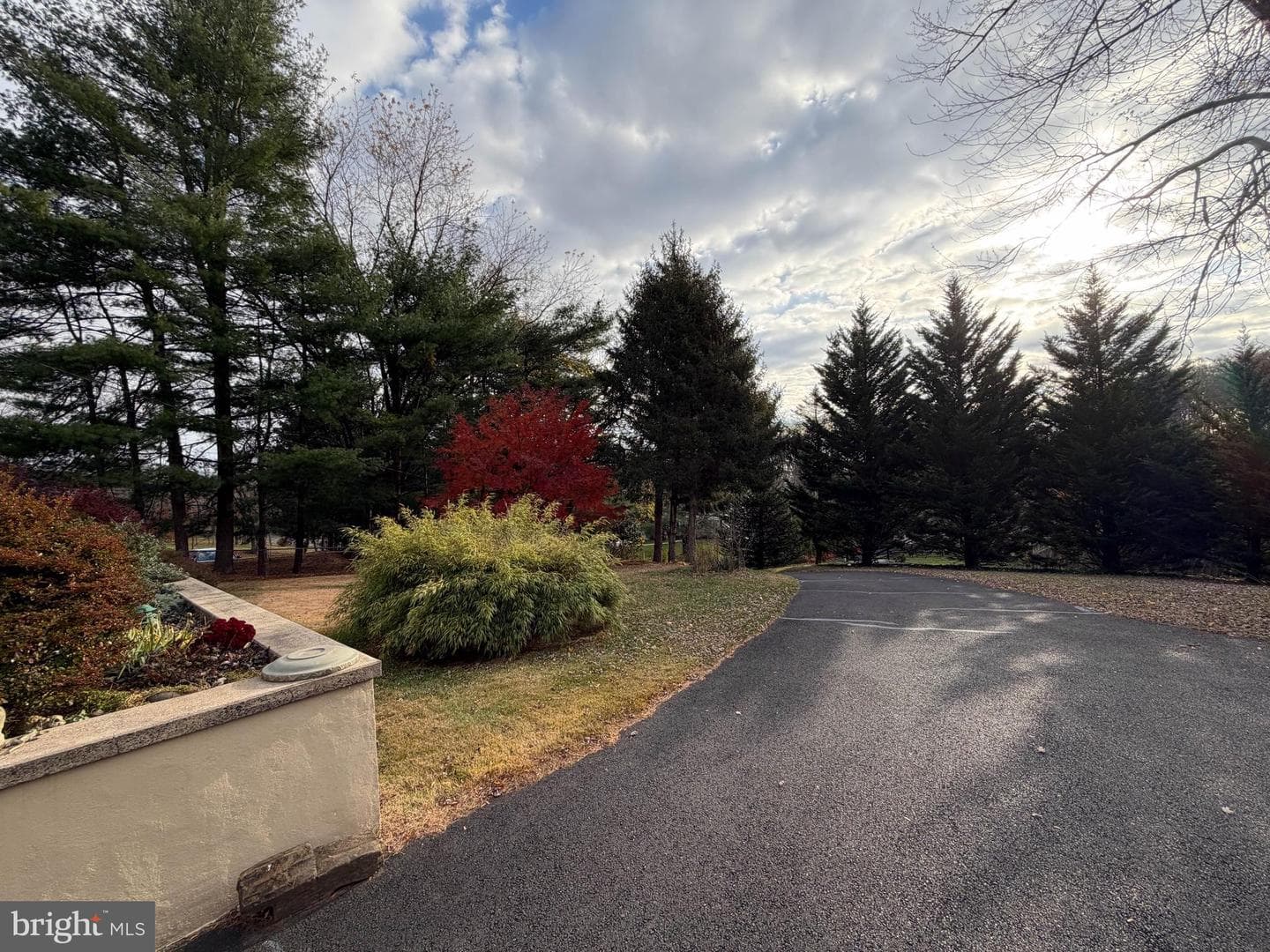 106 S Shady Retreat Road photo 29