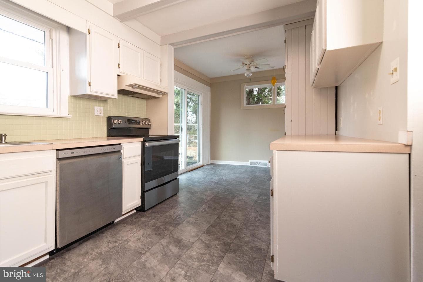 106 S Shady Retreat Road photo 5