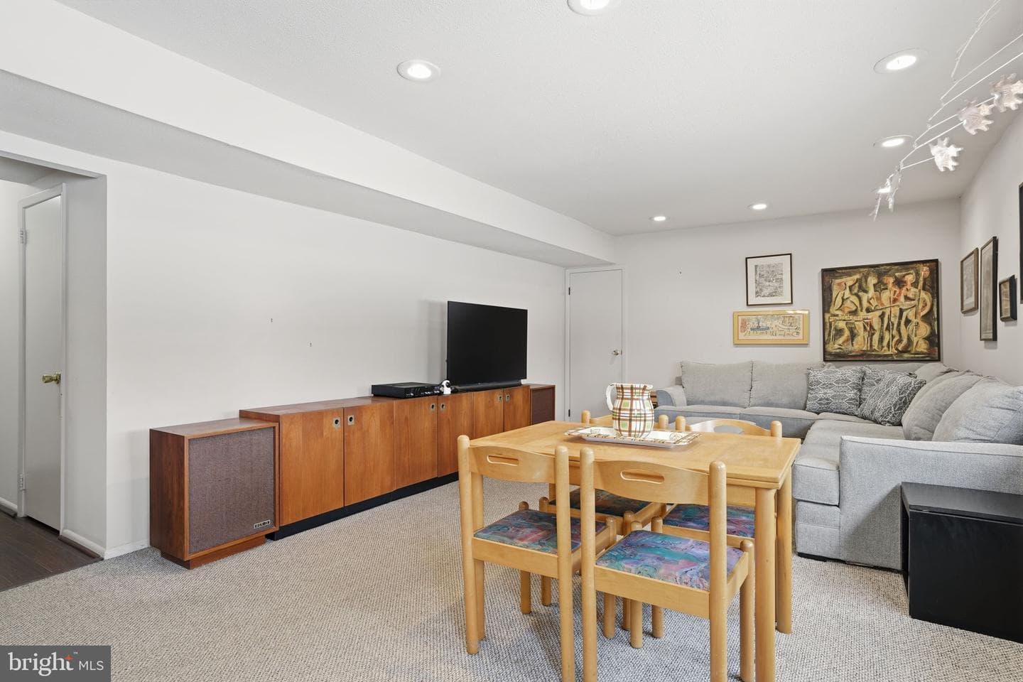 840 Davisville Road photo 19