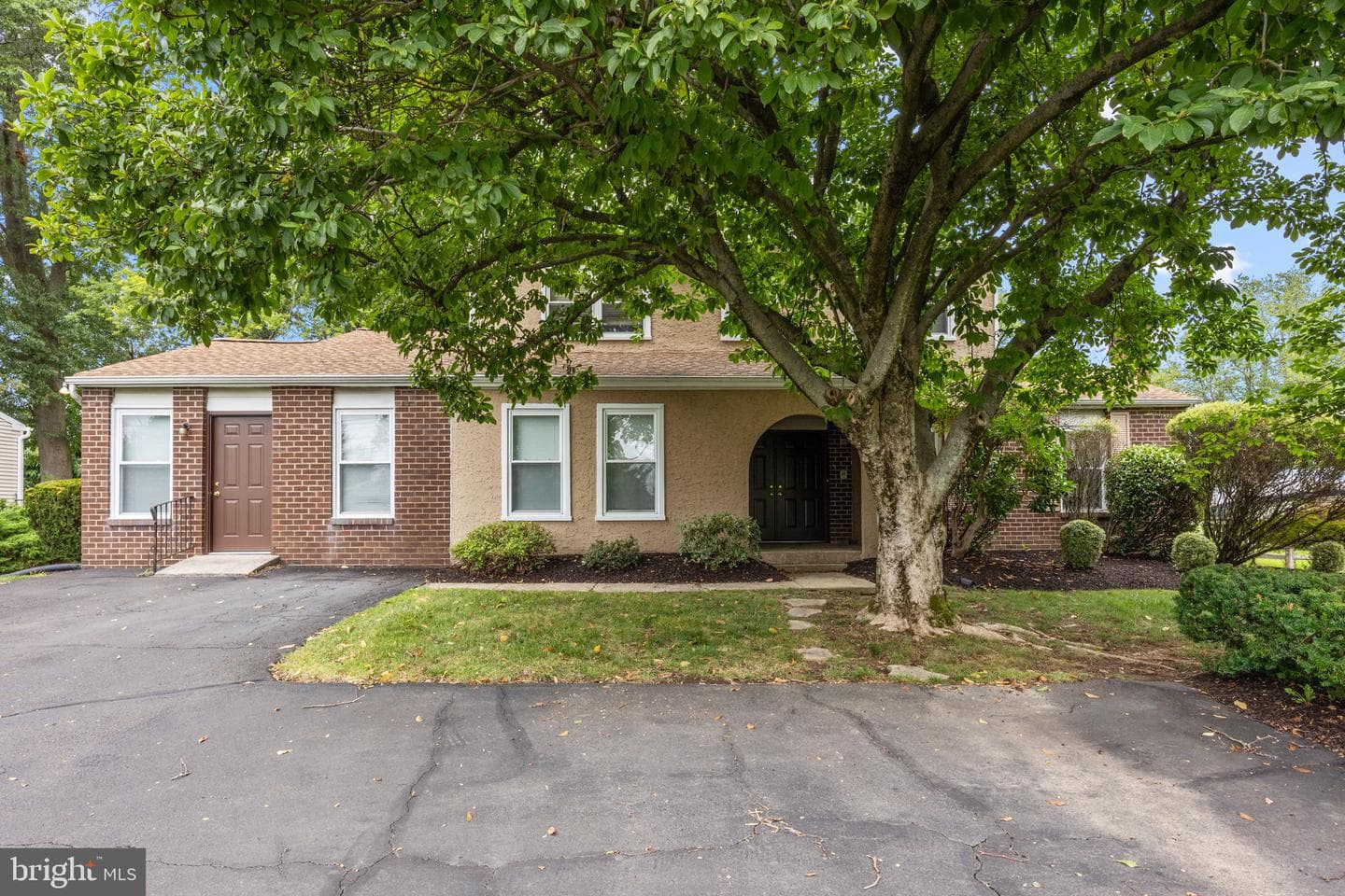 840 Davisville Road photo 2