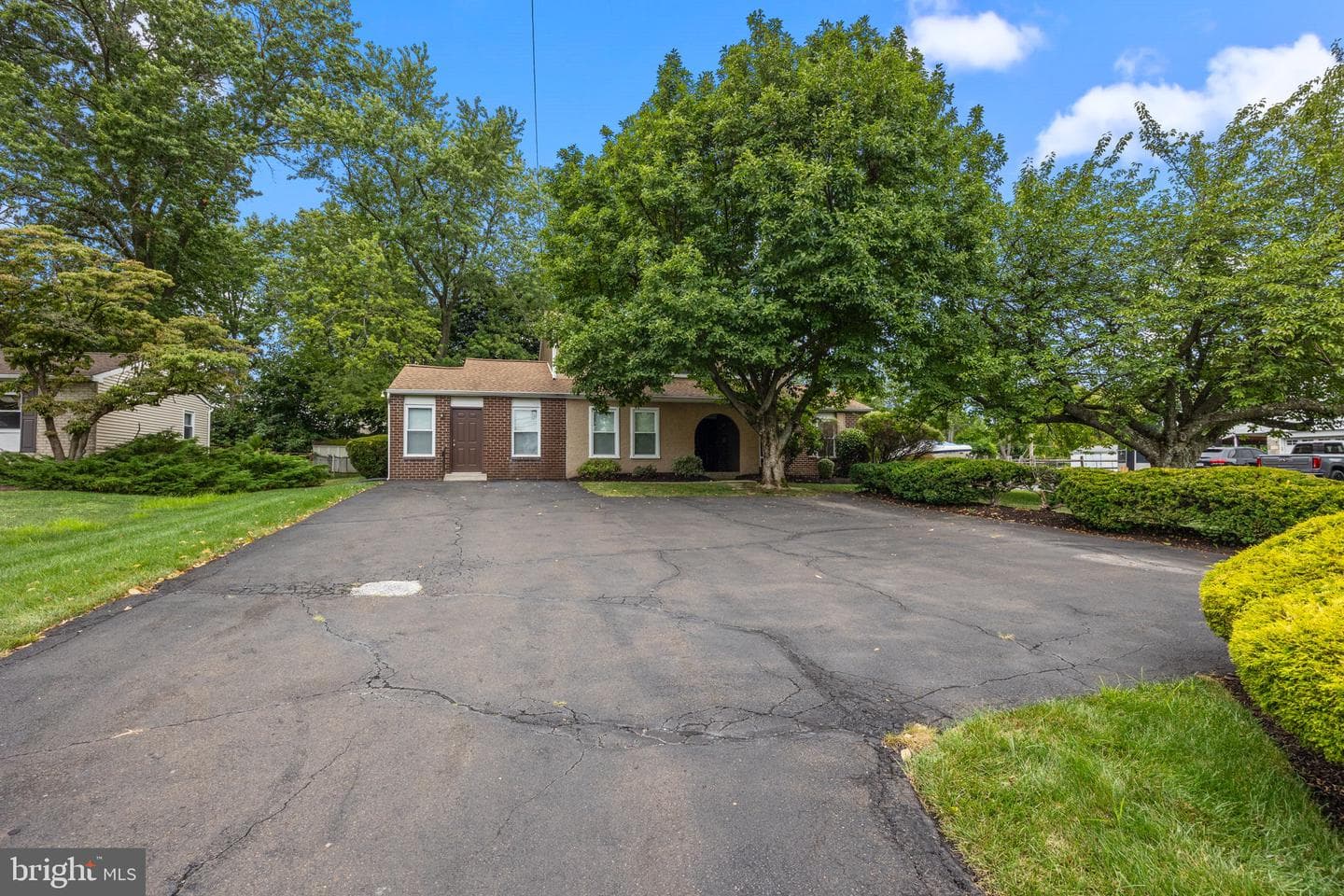 840 Davisville Road photo 3