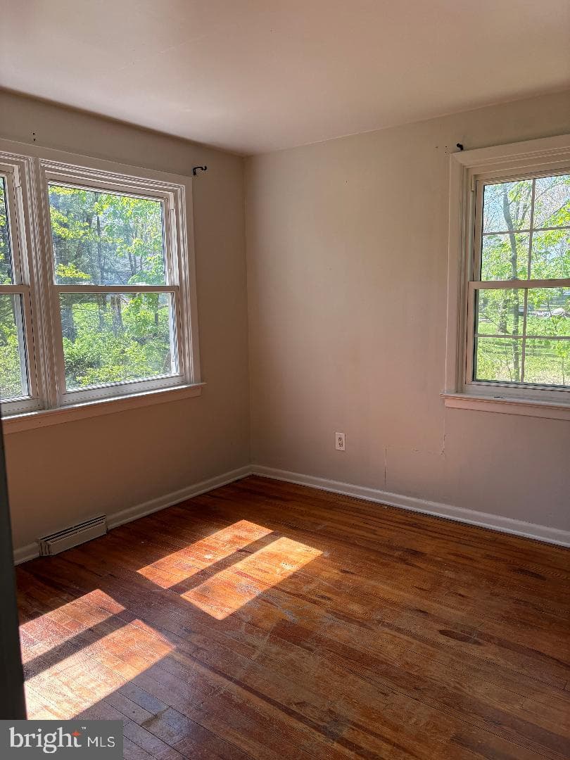 314 E Park Avenue photo 18