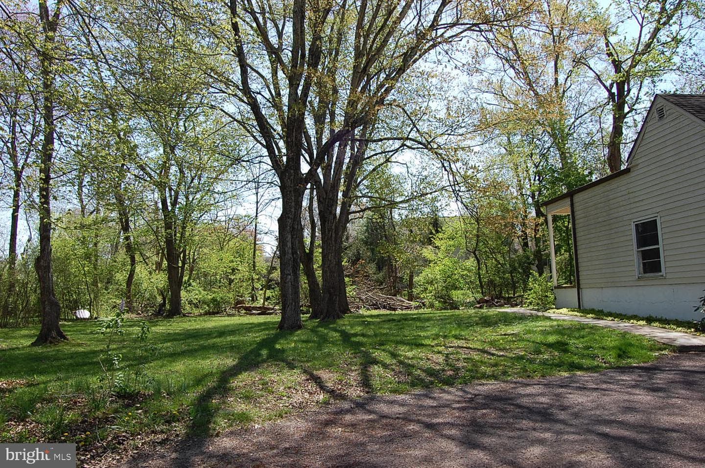 314 E Park Avenue photo 30