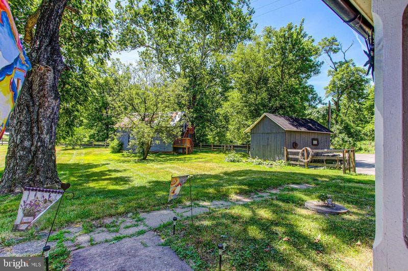 9754 Easton Road photo 49