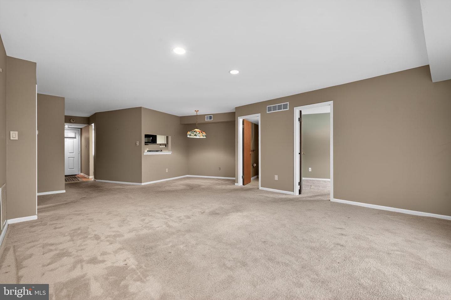 1810 Steamboat Station Drive photo 9