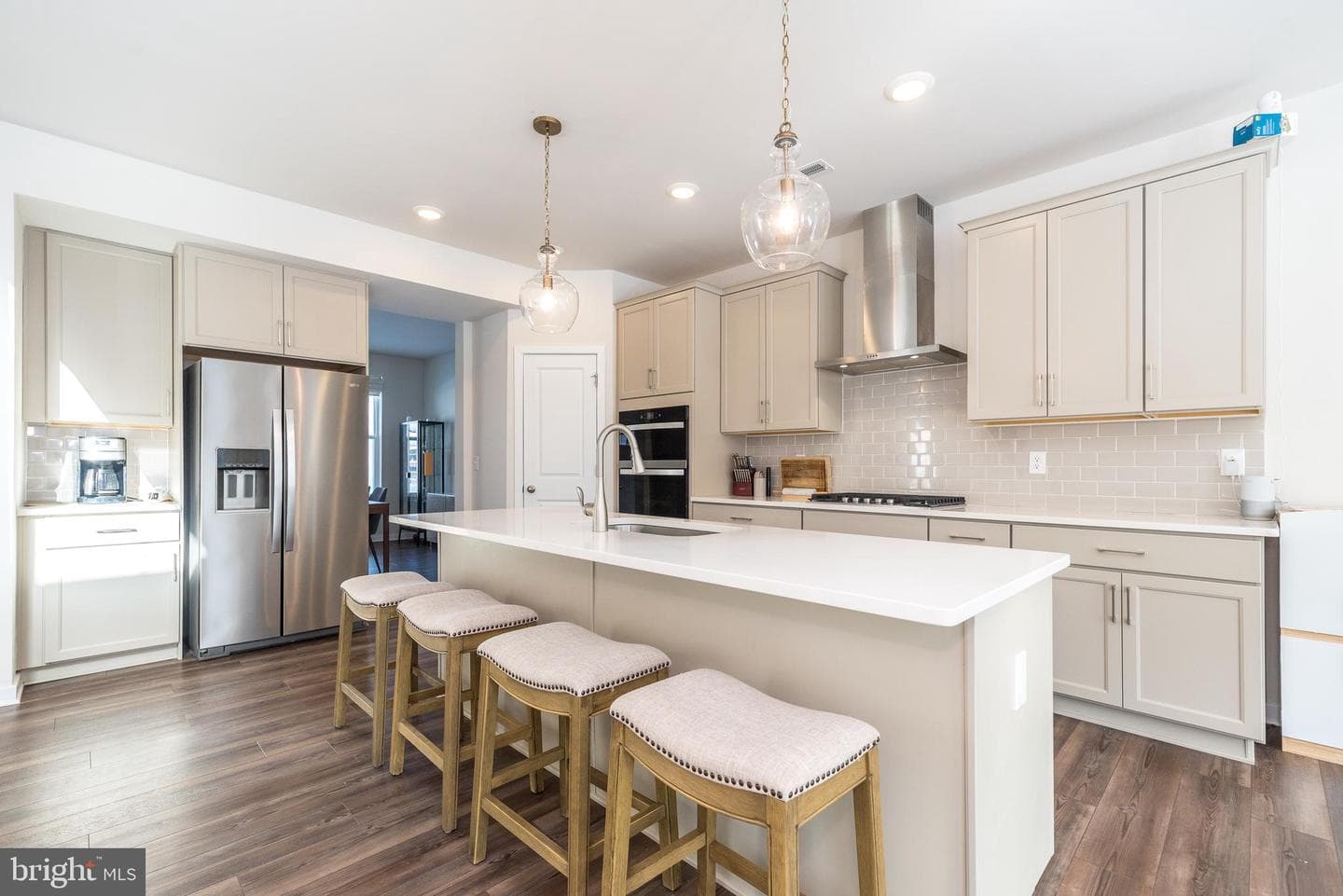 1033 Mariwill Drive photo 23