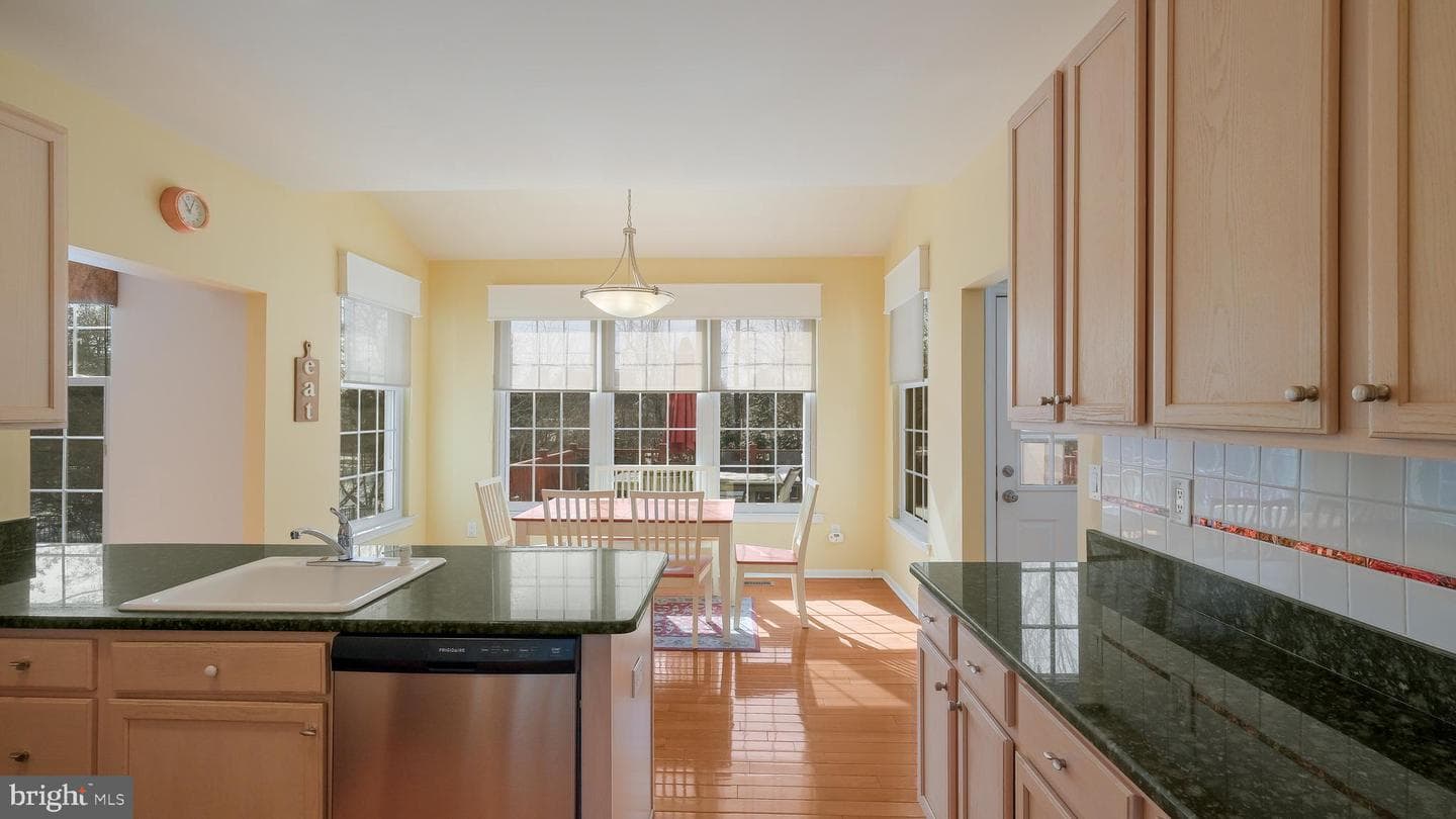 203 Cliveden Drive photo 19