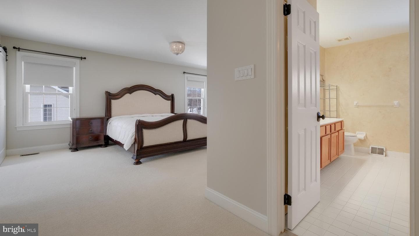 203 Cliveden Drive photo 34
