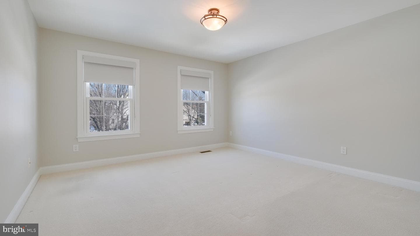 203 Cliveden Drive photo 41