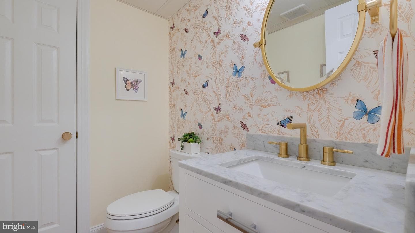203 Cliveden Drive photo 52