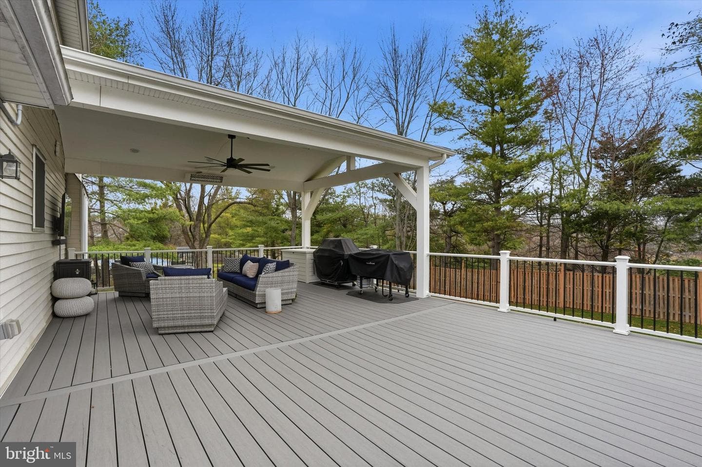 2240 Cloverly Circle photo 31