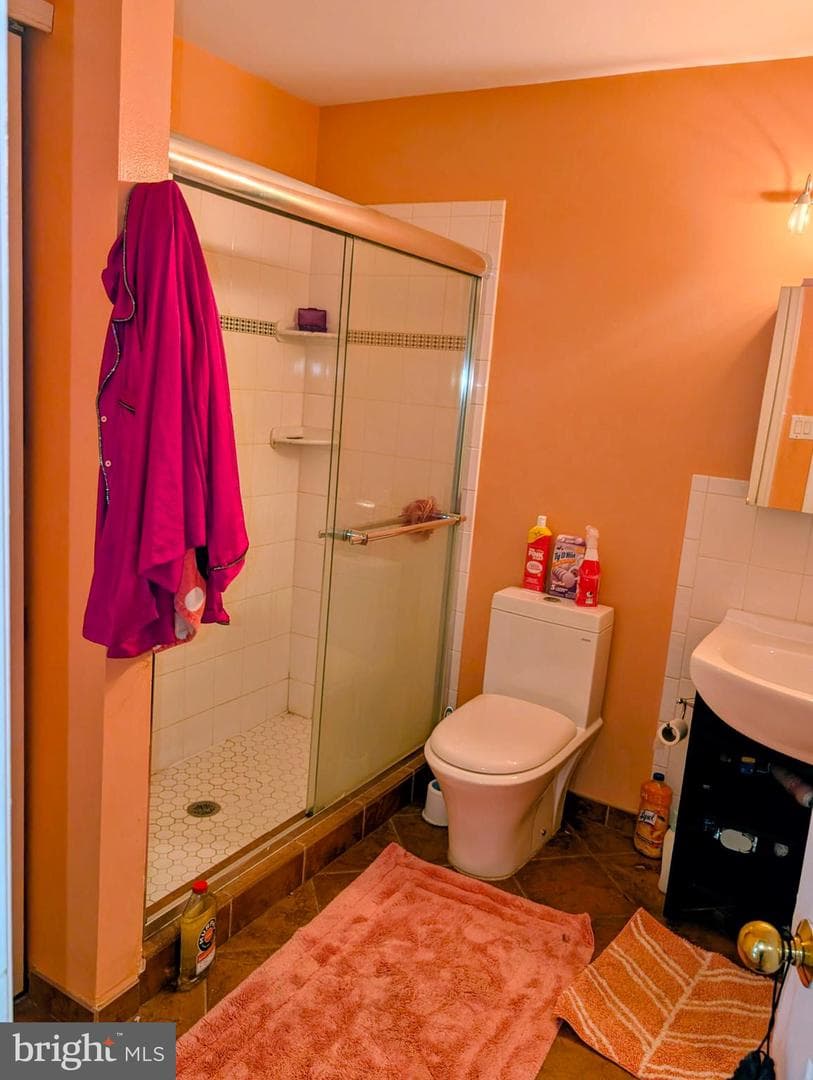 106 Remington Court photo 18