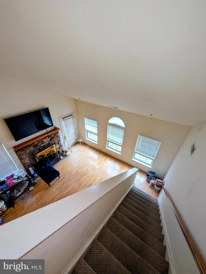 106 Remington Court photo 20