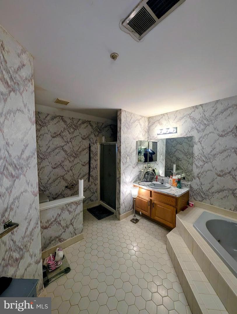 106 Remington Court photo 29