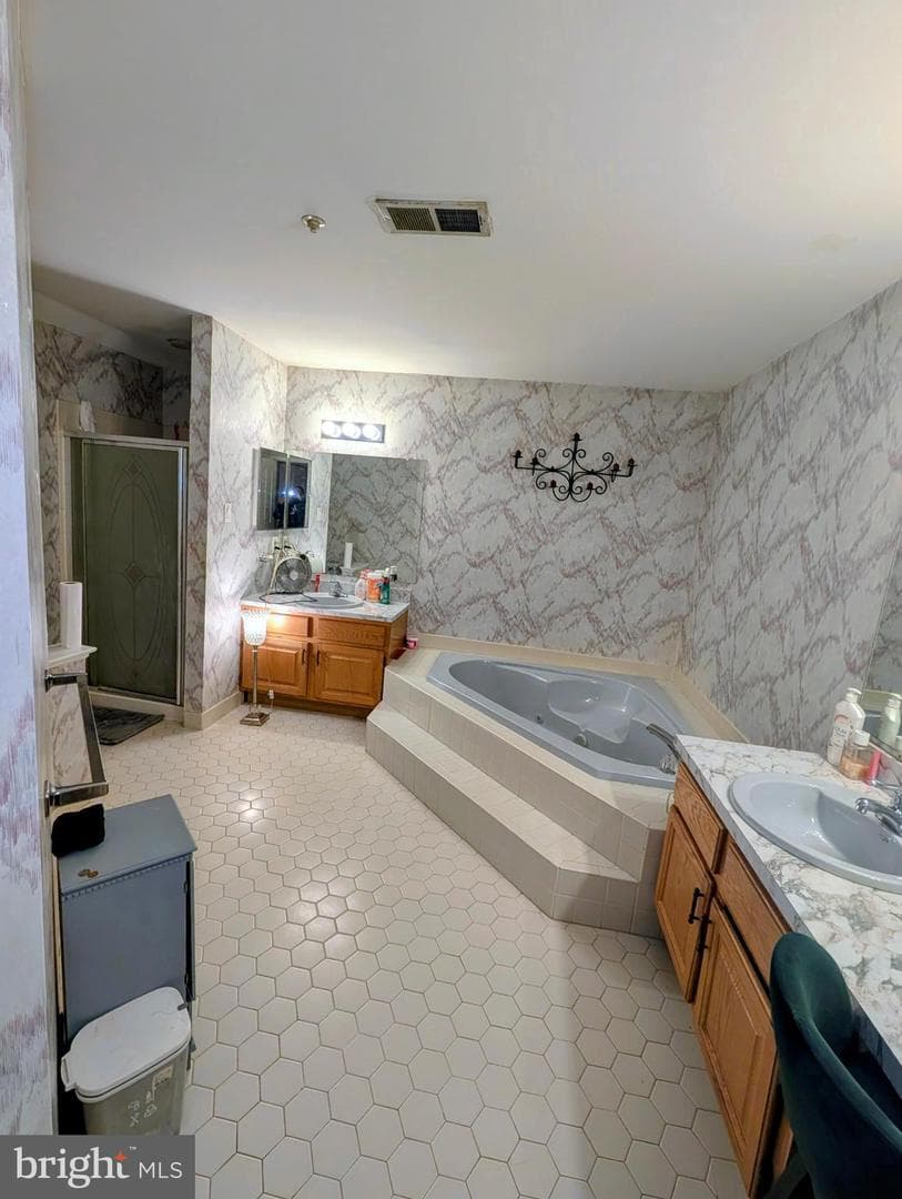 106 Remington Court photo 30