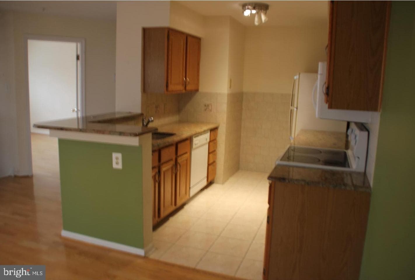 106 Remington Court photo 7